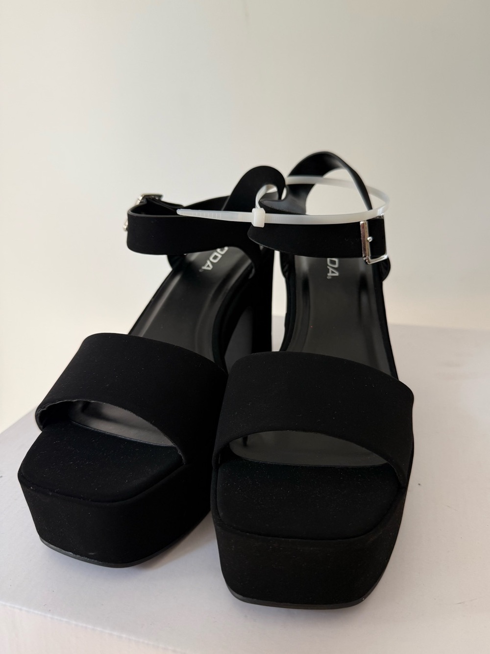 Soda New Launch Black Platform Chunky High Heeled Size 10 Sandal #Lux-SH-1 - Picture 2 of 9